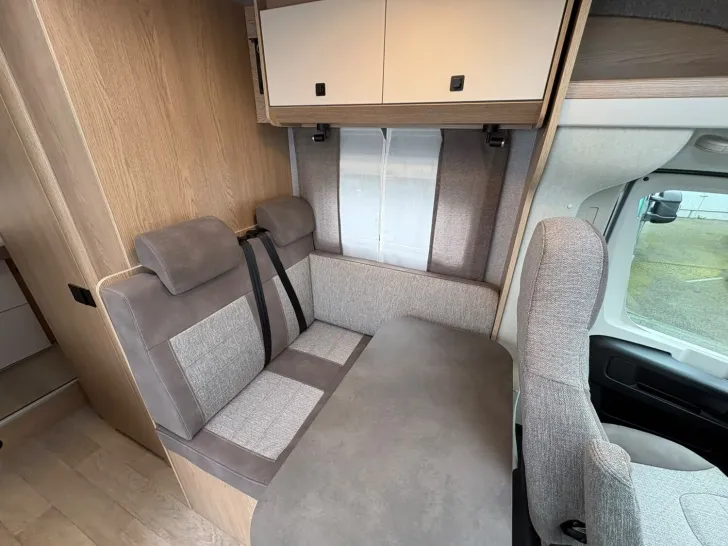 Fahrzeugbild Hobby OnTour C 700 GQ Automatik/GFK-Dach/Tempomat #14