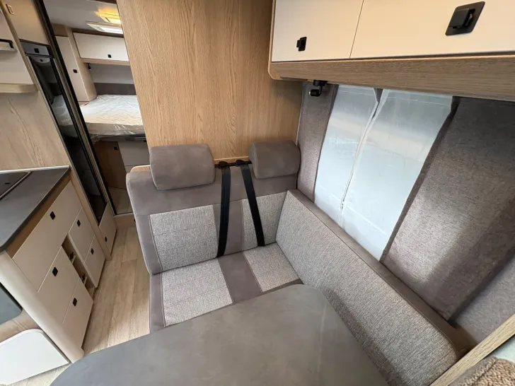 Fahrzeugbild Hobby OnTour C 700 GQ Automatik/GFK-Dach/Tempomat #15