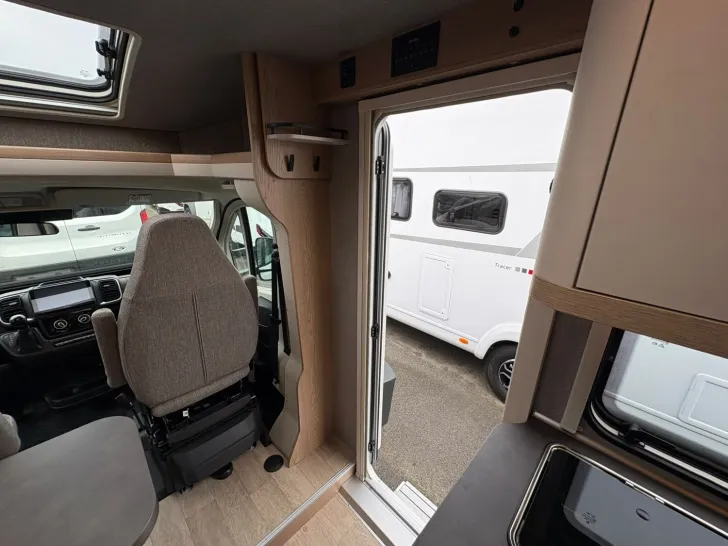 Fahrzeugbild Hobby OnTour C 700 GQ Automatik/GFK-Dach/Tempomat #31