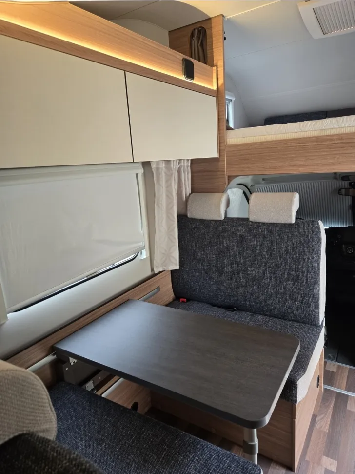 Fahrzeugbild Weinsberg CaraHome 650 DG 15 Monate alt wie neu mit viel #7