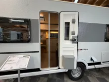 Fahrzeugbild LMC Style 440 D #2