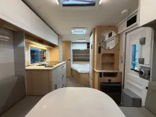 Fahrzeugbild LMC Style 440 D #9