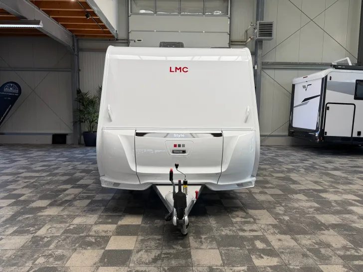 Fahrzeugbild LMC Style 440 D #19