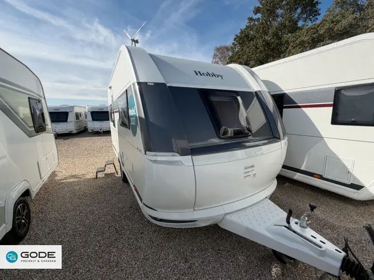 Fahrzeugbild Hobby De Luxe 460 UFe/1.500 kg/Modell 2027 #2