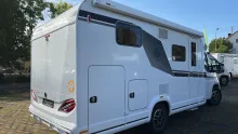 Schräg Hinten Knaus L!VE TI 650 MEG Platinum Selection sofort