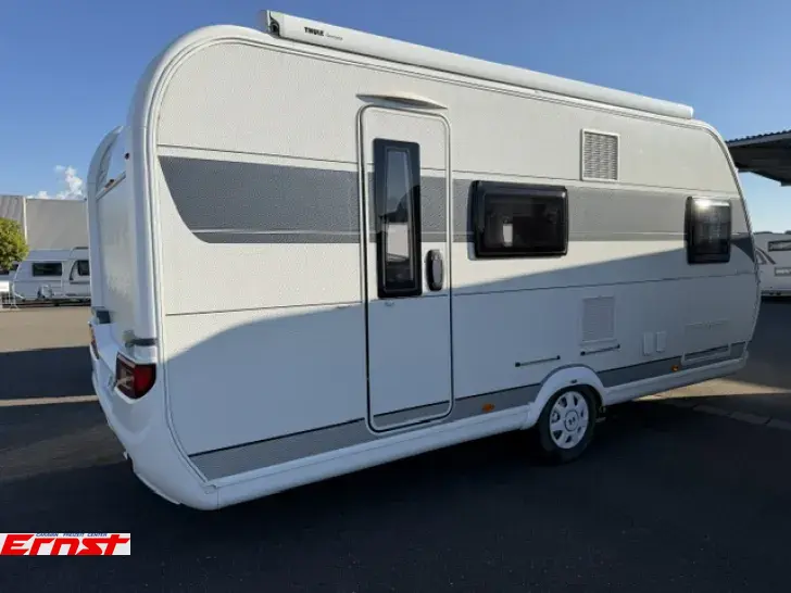 Fahrzeugbild Hobby De Luxe 490 KMF #1