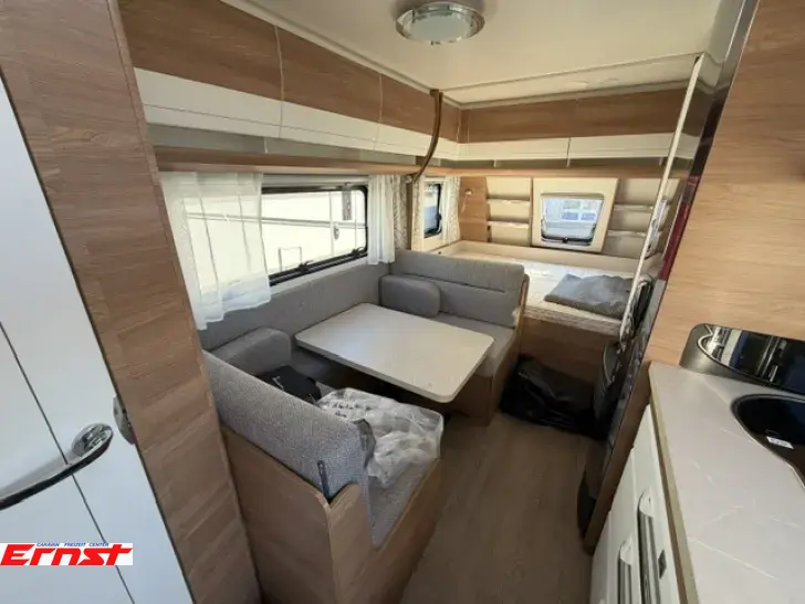Fahrzeugbild Hobby De Luxe 490 KMF #6