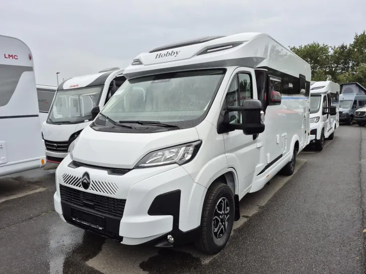 Fahrzeugbild Hobby OnTour C 700 GQ Automatik/GFK-Dach/Tempomat #3