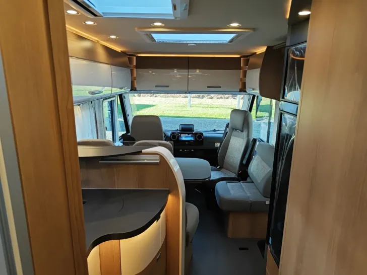 Fahrzeugbild Carthago C2-tourer I 147 RB LE L comfort Mercedes #20