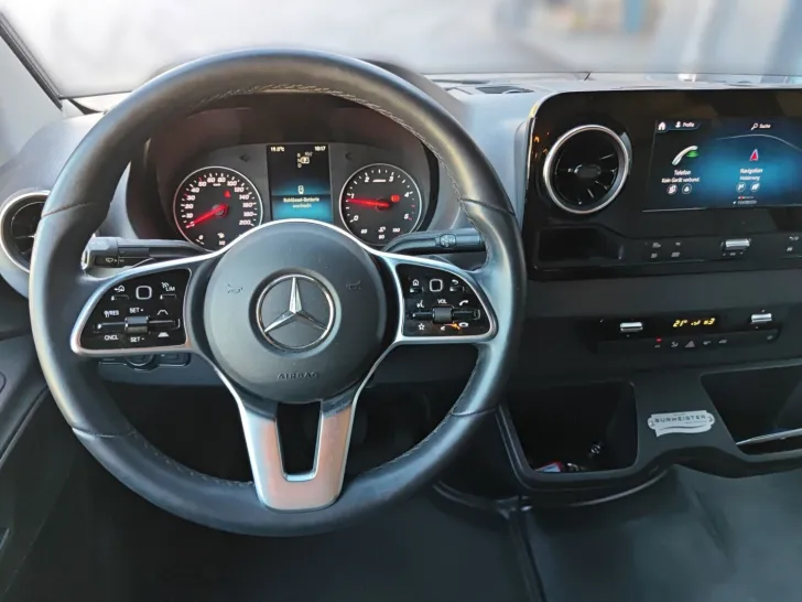 Fahrzeugbild Hymer Grand Canyon S Mercedes #8
