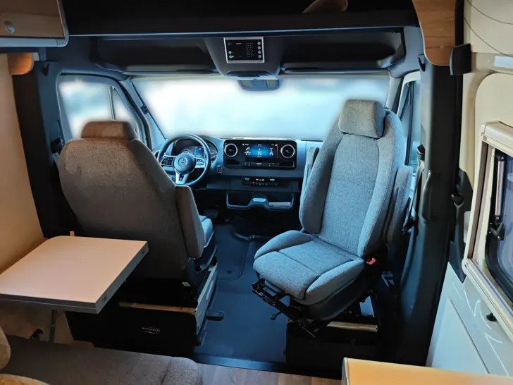 Fahrzeugbild Hymer Grand Canyon S Mercedes #11