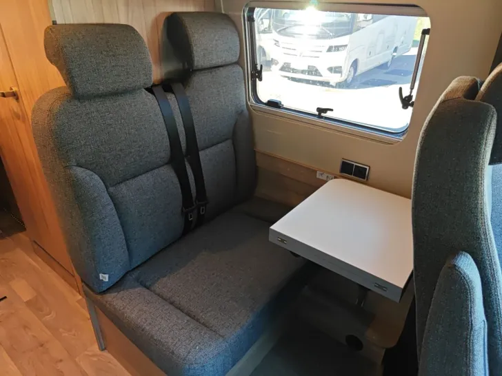 Fahrzeugbild Hymer Grand Canyon S Mercedes #12