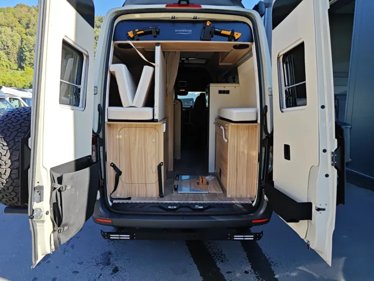 Fahrzeugbild Hymer Grand Canyon S Mercedes #21
