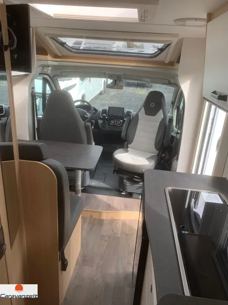 Fahrzeugbild Sunlight V 66 Adventure Edition Automatik #5