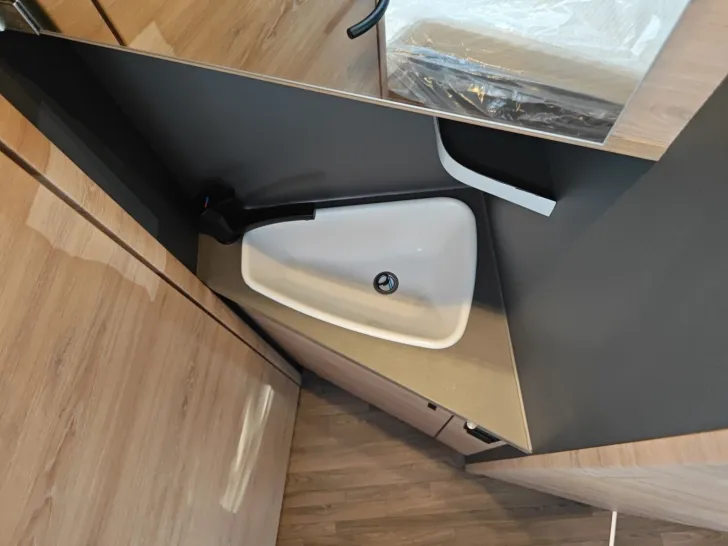 Fahrzeugbild Knaus L!VE WAVE PLATINUM SELECTION 650 MF #15