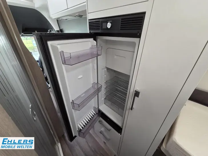 Fahrzeugbild Kabe Travel Master VAN 690 LB 190PS/Autom/Allrad/Markise/TV/AHK/360Grad Kamera #18