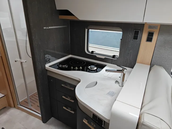 Fahrzeugbild Hymer B-Klasse ML I BlackLine 780 #13