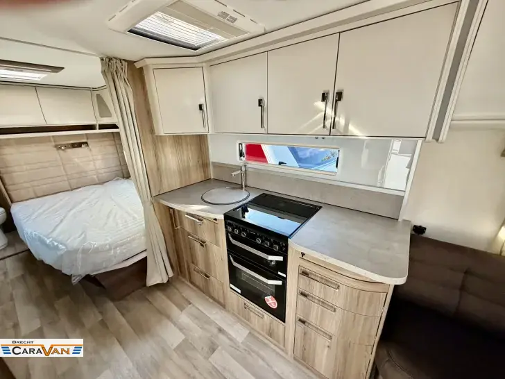 Fahrzeugbild Kabe Royal 740 TDL E5 KS 2,50m #11