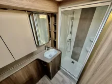 Fahrzeugbild Kabe Royal 740 TDL E5 KS 2,50m #13