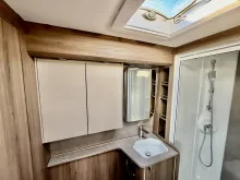 Fahrzeugbild Kabe Royal 740 TDL E5 KS 2,50m #17