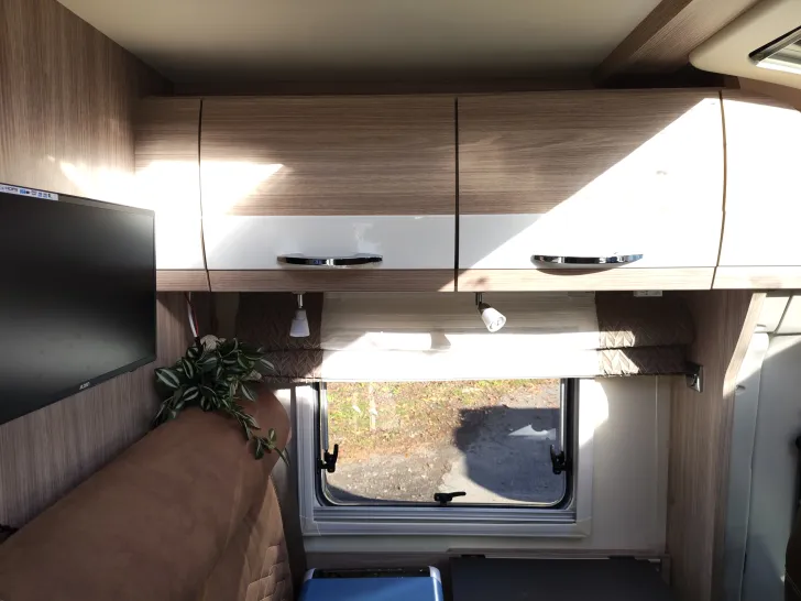 Fahrzeugbild Bürstner Travel Van T 620 G Solar Federn Sat Sky Roof Gara #6