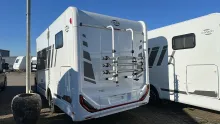 Schräg Hinten Carado T 328 pro+ SAT &TV / Multimediasystem