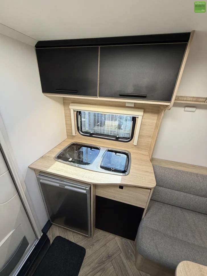 Fahrzeugbild Sterckeman Sport Edition 410CP Dachklimaanlage Dusche1500kg #10