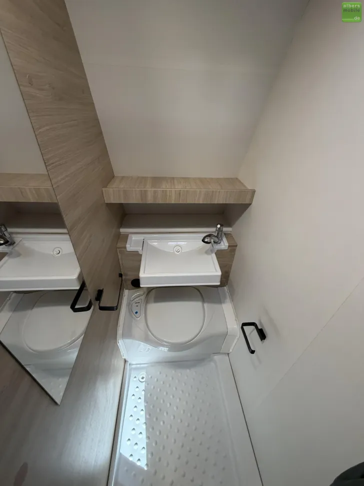 Fahrzeugbild Sterckeman Sport Edition 410CP Dachklimaanlage Dusche1500kg #24