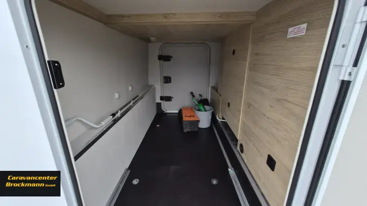 Fahrzeugbild Weinsberg CaraCompact EDITION PEPPER 600 MEG Modell 2027, UVP 86.854,- #9