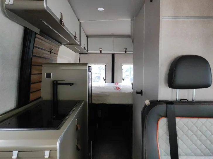 Fahrzeugbild Hymer Grand Canyon S CrossOver 600 #19