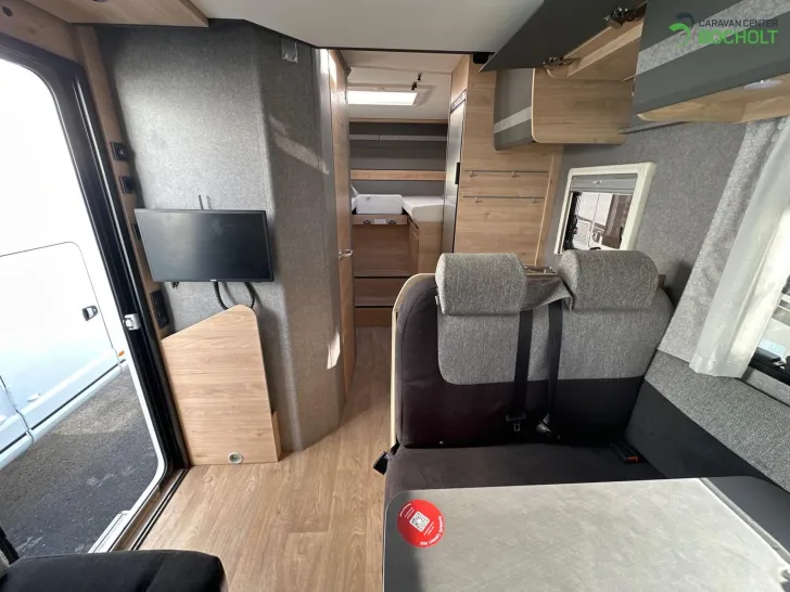 Fahrzeugbild Dethleffs Just Go! T 6815 EB Automatik / Hubbett #8