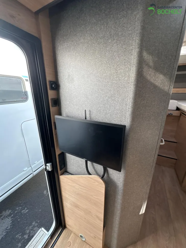 Fahrzeugbild Dethleffs Just Go! T 6815 EB Automatik / Hubbett #10