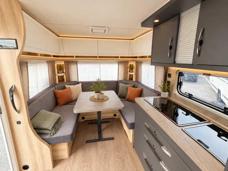 Fahrzeugbild Hobby De Luxe 540 UL Modelljahr 2027 ausgestellt! #14
