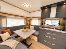 Fahrzeugbild Hobby De Luxe 540 UL Modelljahr 2027 ausgestellt! #10