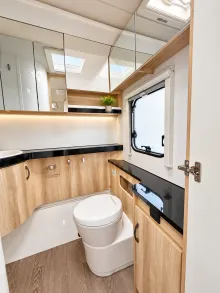 Fahrzeugbild Hobby De Luxe 495 WFB Modelljahr 2027 ausgestellt! #22