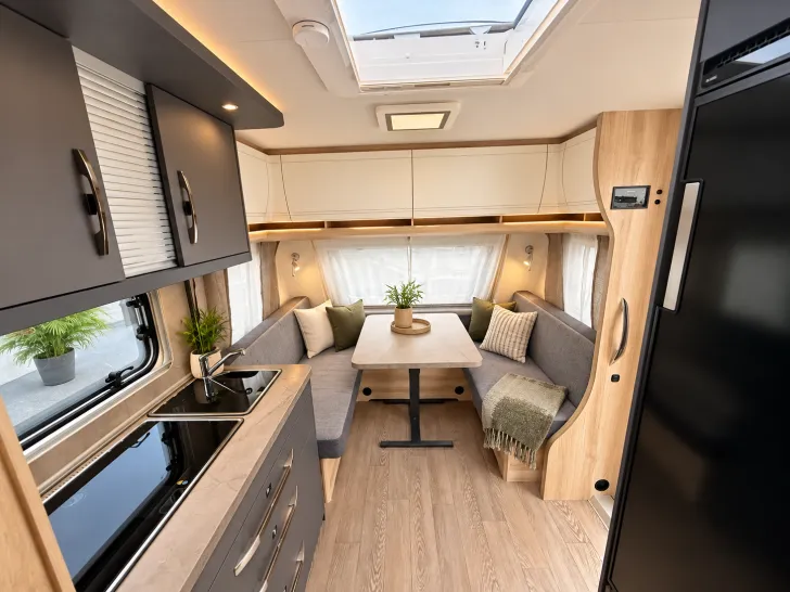 Fahrzeugbild Hobby De Luxe 495 WFB Modelljahr 2027 ausgestellt! #19