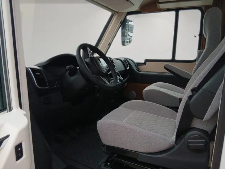Fahrzeugbild Carthago C2-tourer I 145 RB LE comfort #7