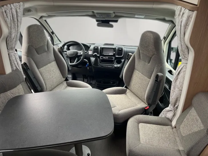 Fahrzeugbild Carthago C1-tourer T 148 RB QB K comfort #11