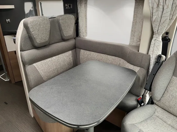 Fahrzeugbild Carthago C1-tourer T 148 RB QB K comfort #12