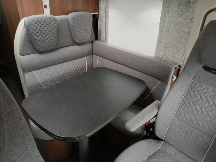 Fahrzeugbild Carthago C2-tourer I 143 KB LE comfort #12