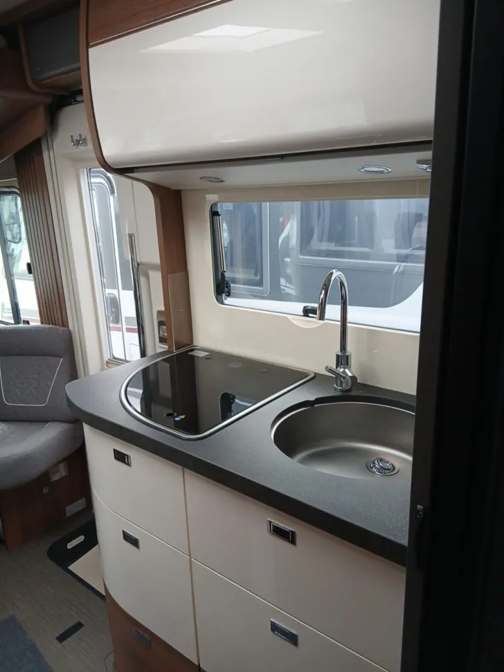 Fahrzeugbild Carthago C2-tourer I 143 KB LE comfort #13