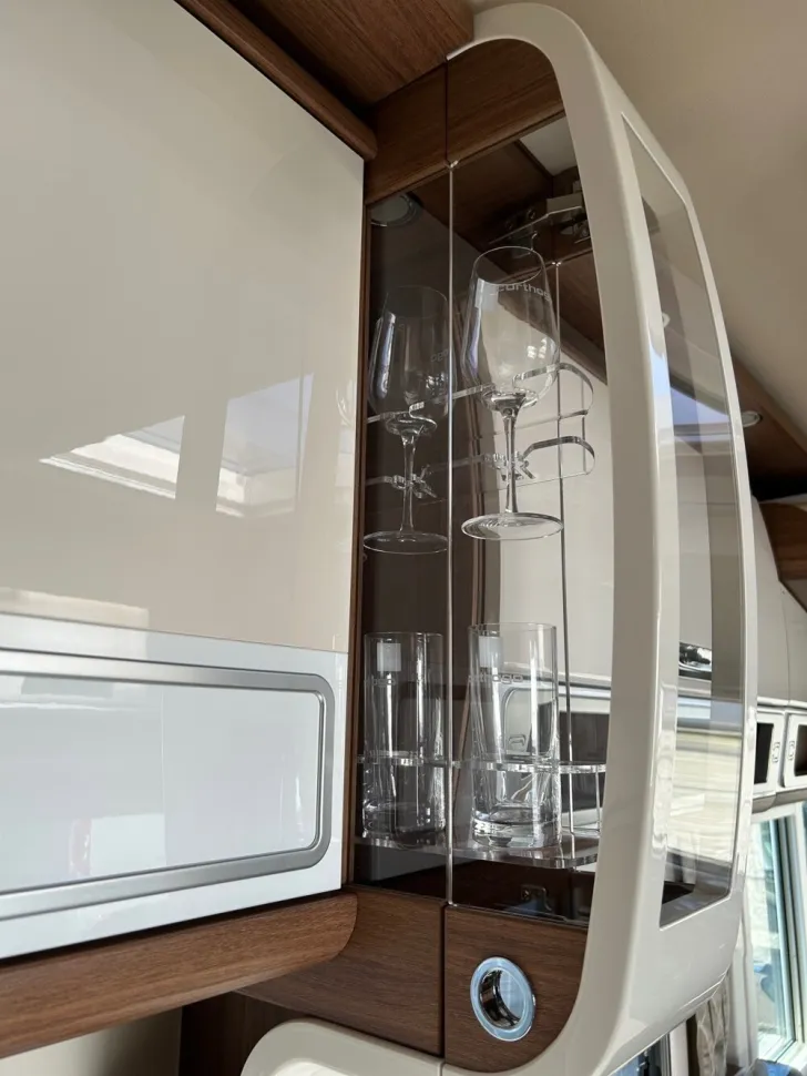 Fahrzeugbild Carthago chic e-line I 61 XL LE #26