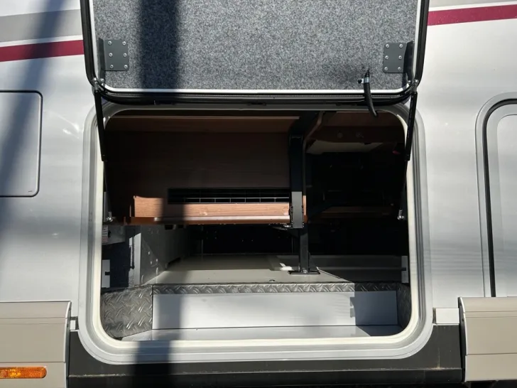 Fahrzeugbild Carthago chic e-line I 61 XL LE #19