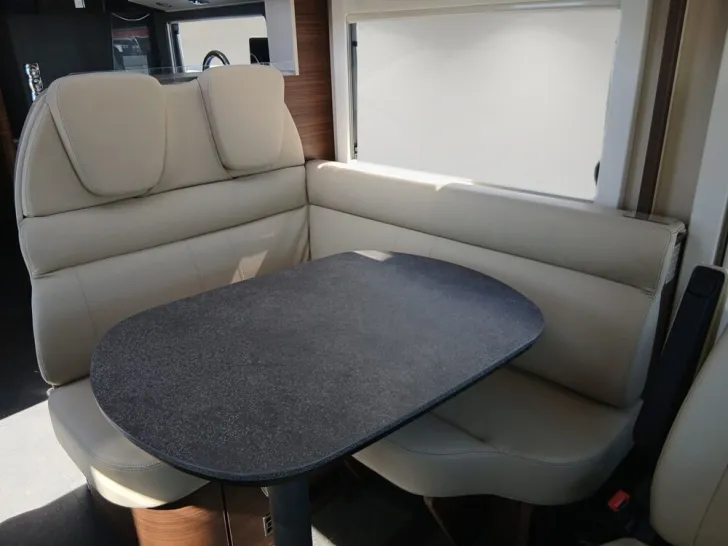 Fahrzeugbild Carthago chic c-line I 6.2 XL QB #12