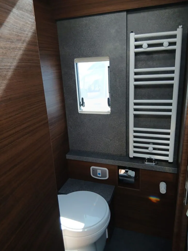 Fahrzeugbild Carthago chic c-line I 6.2 XL QB #15