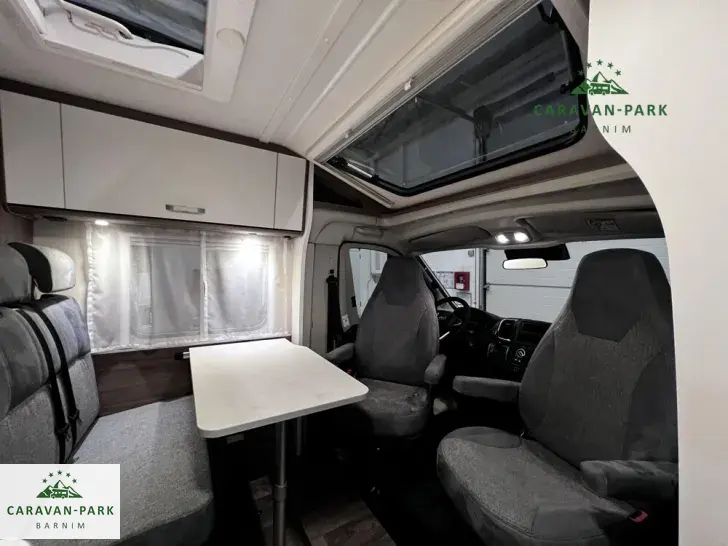Fahrzeugbild Carado V 337 #9