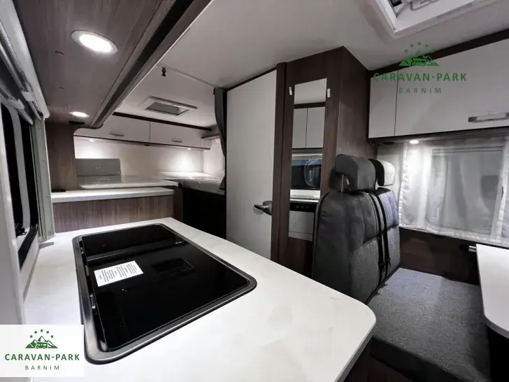 Fahrzeugbild Carado V 337 #11