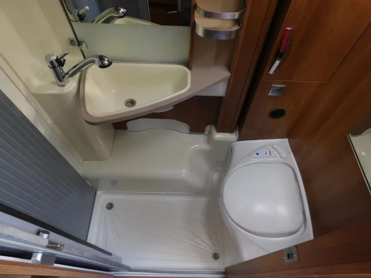 Fahrzeugbild Knaus Van TI 650 MEG Platinum Selection AHK+Klima+DuoC #12