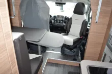 Fahrzeugbild Weinsberg CaraSuite EDITION SPICY 650 MEG Adaptiver Tempomat #12