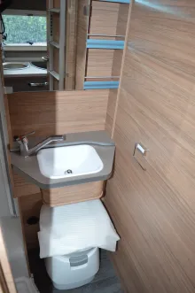 Fahrzeugbild Weinsberg CaraSuite EDITION SPICY 650 MEG Adaptiver Tempomat #16
